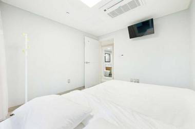 Byeol Dasut Chakhan House Pension