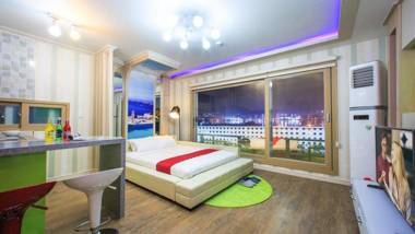 Tongyeong dalbichae pension