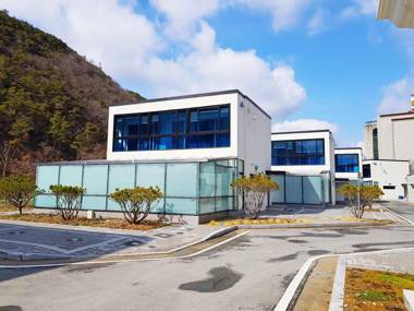 Hwasun Adel Castle Kids Poolvilla