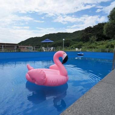 Muju Deokyusan Swimming Pool Pension