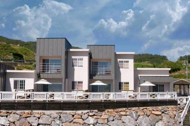 Namhae Abientot Pension