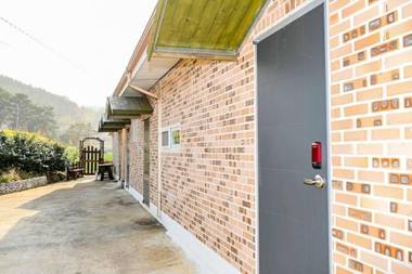 Namhae Yunseul House Pension