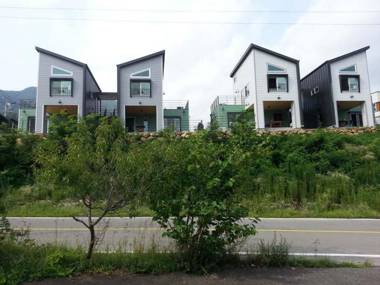 Sancheong Duh Joeunnal Pension