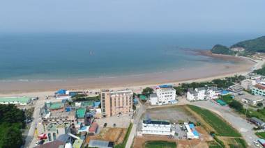 anmyeondo/taean bangpobadapensyeon