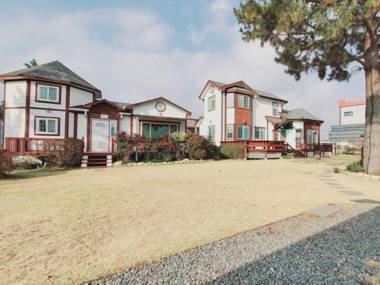 Chorokdonghwa pension