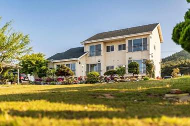 Taean Lake and Sea Spa Pension