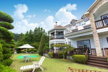 Taean (Anmyeondo) Sun-lit Ocean Pension