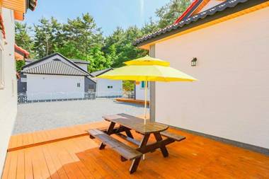 Taean Solbat Pension