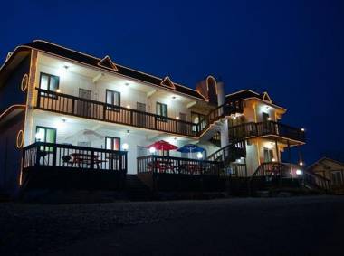 Anmyeondo Taean Romance Pension