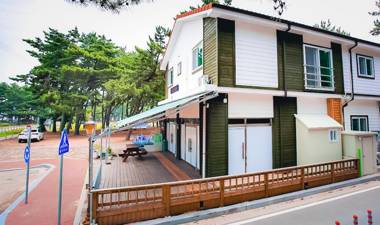 Mongsanpohaebyeon Pension