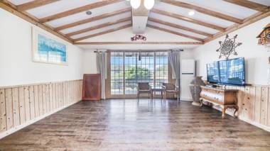 Taean SeIp Clover Pension