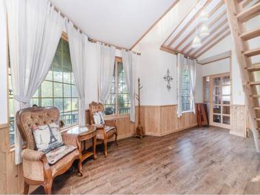 Taean SeIp Clover Pension