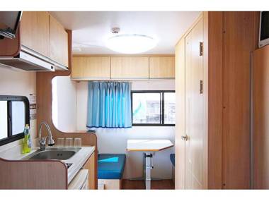 anmyeondo hamakpomulgyeol camping caravan