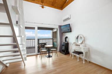 anmyeondo gold hue pension