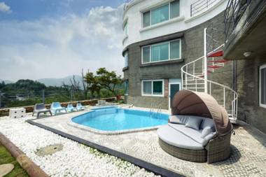 LX22 Pool Villa Yangpyeong Jeom