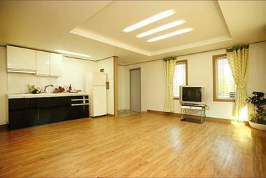 Gapyeong Docu House Pension