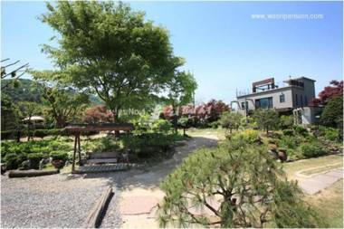 Yangpyeong Mulsaesori Pension