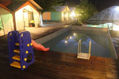 gapyeong serapim geulraemping/eeokeon/saetenteu gyoce/dangilgweon panmae