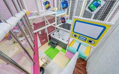 Avianto kids poolvilla