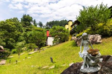 Yangpyung Lavin Pension