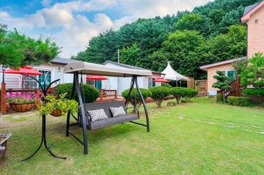 Yangpyeong Moegaram Pension