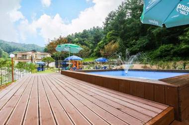 Yangpyeong Lodge House Pension (Pets Friendly)