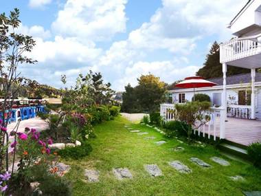 Yangpyeong Edelweiss Pension