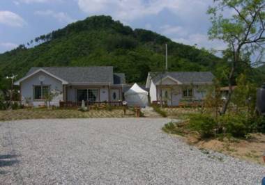 Yangpyeong Undam Mir Pension