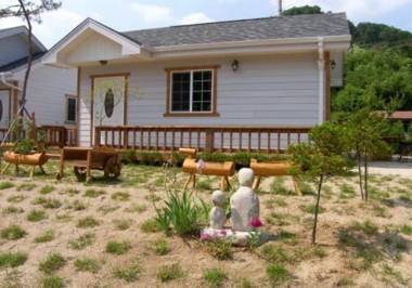 Yangpyeong Undam Mir Pension