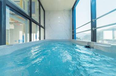 Gapyeong Mountain High Kids Poolvilla