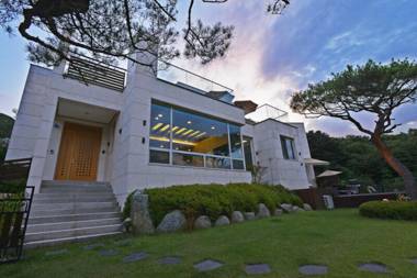 Yangpyeong Villa Ella Family Pension
