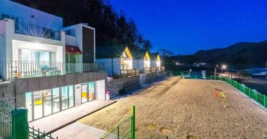 Yangpyeong pyeonahnhagae pet pension