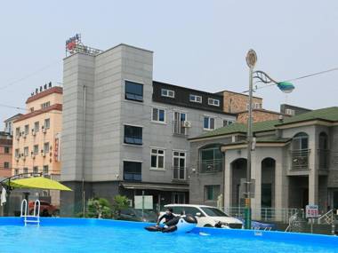 Daecheon apple tree pension