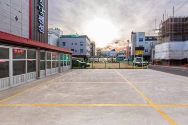 Daecheon Myeongjin Pension