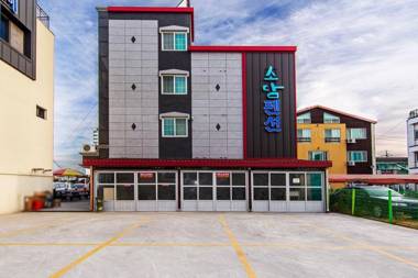 Daecheon Myeongjin Pension