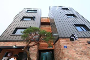 Boryeong Raon Pension