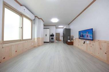 Boryeong Jungang Pension