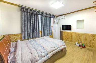 Boryeong (Daecheon) Baekhyeon Pension