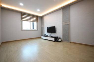 Boryeong (Daecheon) Penta Pension