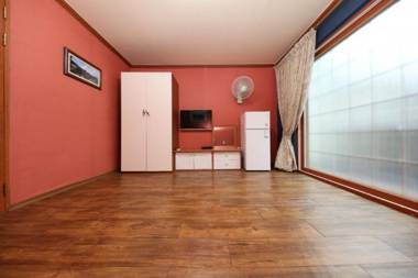 Boryeong (Daecheon) Jung Pension