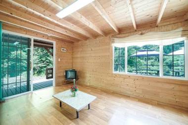 Danyang Sobaeksan Tongnamu Pension