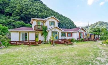 danyang macarong pension