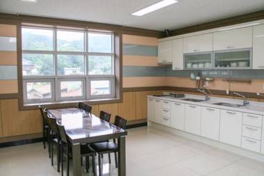 Danyang three nests Stay Pension