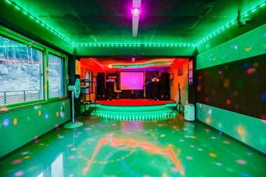 Four Seasons Pension Jecheon