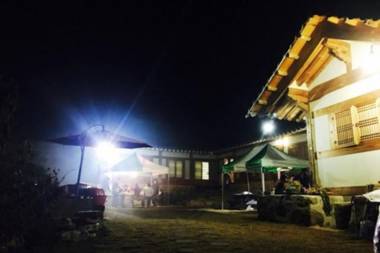 Danyang Danyangjeong Hanok Pension