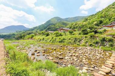 Danyang Woori Hanok Pension