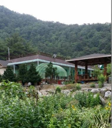 Danyang Natural Scenic Pension