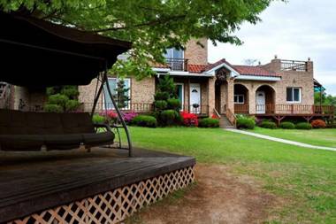 Gapyeong Morning Hill Pension