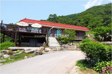 Gapyeong Sanneoul Pension