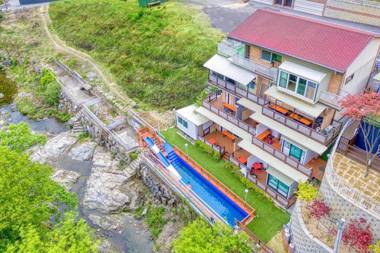 Gapyeong Calbongsan Pension